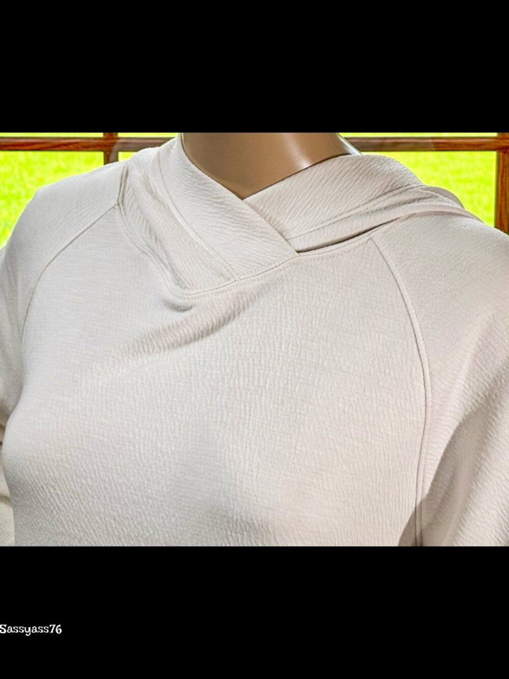 ▪️PRANA▪️Lightweight IVORY Textured Sustainable Hoodie - Picture 3 of 6